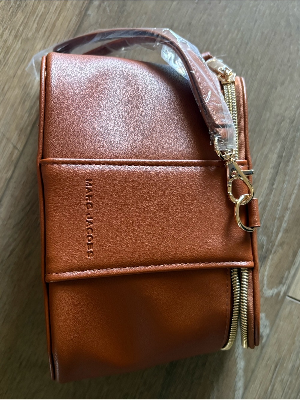 Marc Jacobs Travel Makeup Case China Airlines business class - Picture 4 of 4